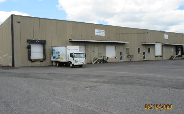 Pictures of Industrial property located at 4630 Crossroads Park Dr, Liverpool, NY 13088 for lease - image #1
