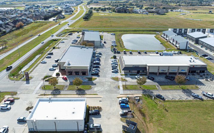 Pictures of Retail, Office property located at 103 Centre Sarcelle Blvd, Youngsville, LA 70592 for lease - image #1