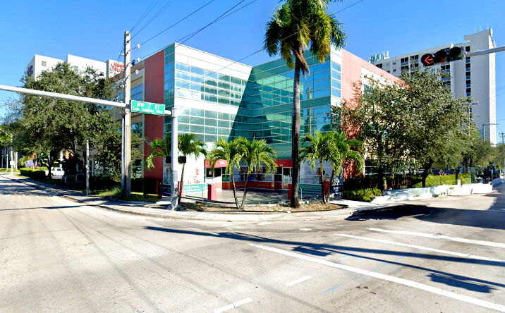 Pictures of Office property located at 701 NW 57th Ave, Miami, FL 33126 for lease - image #1