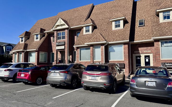 Pictures of Retail, Office property located at 10134 Colvin Run Rd Ste G & H, Great Falls, VA 22066 for lease - image #1