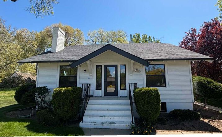 Pictures of Retail, Office property located at 3113 W Overland Rd, Boise, ID 83705 for lease - image #1