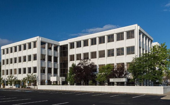 Pictures of Office property located at 25550 Chagrin Blvd, Beachwood, OH 44122 for lease - image #1