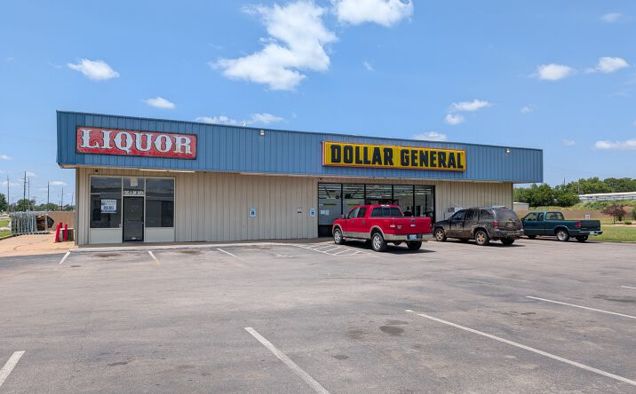 Pictures of Retail, Office property located at 1303 SW 30th St, Lawton, OK 73505 for lease - image #1