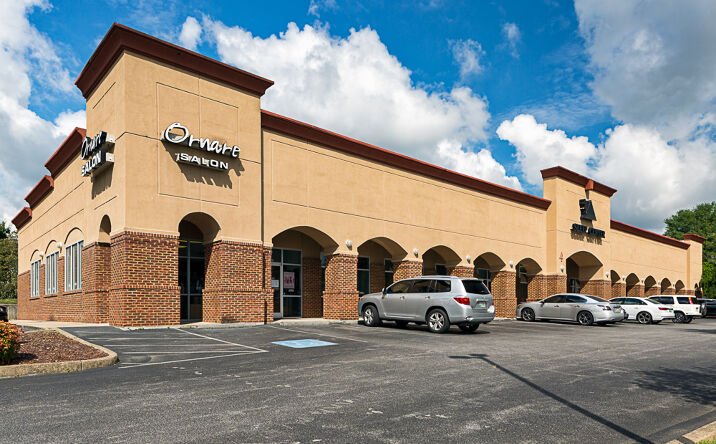 Pictures of Office property located at 4 Limited Centre St, Johnson City, TN 37604 for lease - image #1