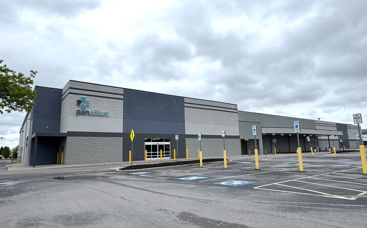 Pictures of Retail, Industrial property located at 700 Elmridge Center Dr, Rochester, NY 14626 for lease - image #1