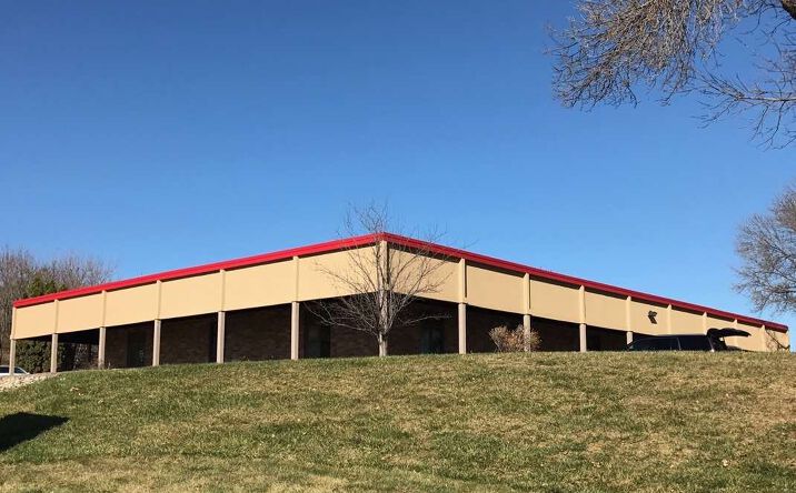 Pictures of Office property located at 3133 Floyd Blvd, Sioux City, IA 51104 for lease - image #1