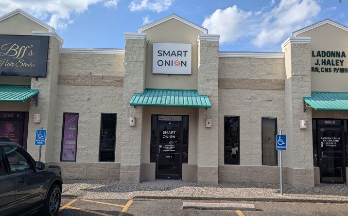 Pictures of Retail, Land property located at 1605 E Griffin Parkway Suite C, Mission, TX 78572 for lease - image #1