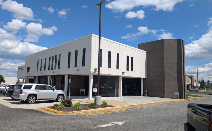Pictures of Retail property located at 2030 Coliseum Dr, Hampton, VA 23666 for lease - image #1