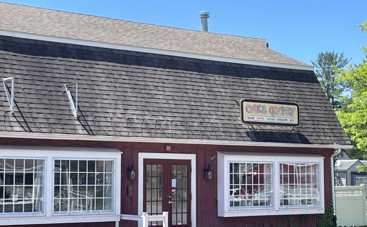 Pictures of Retail, Restaurant property located at 35 E Main St, Avon, CT 06001 for lease - image #1