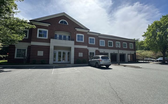 Pictures of Retail, Office property located at 1900 Arlington Blvd, Charlottesville, VA 22903 for lease - image #1