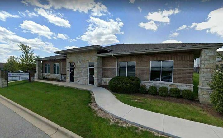 Pictures of Office property located at 82 Miller Dr, North Aurora, IL 60542 for lease - image #1