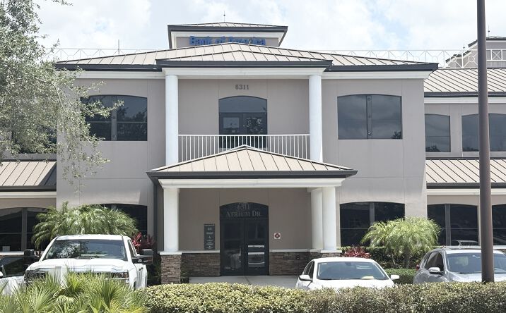 Pictures of Office property located at 6311 Atrium Drive, Suite 200, Sarasota, FL, Bradenton, US 34202 for sales - image #1