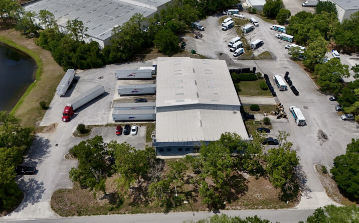 Pictures of Industrial property located at 7035 Davis Creek Rd, Jacksonville, FL 32256 for lease - image #1