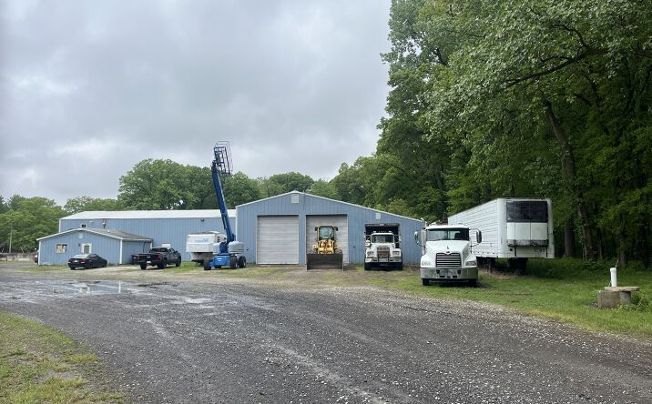 Pictures of Industrial property located at 809 IN-212, Michigan City, IN 46360 for lease - image #1