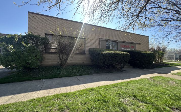 Pictures of Industrial property located at 5447 N Wolcott Ave, Chicago, IL 60640 for lease - image #1