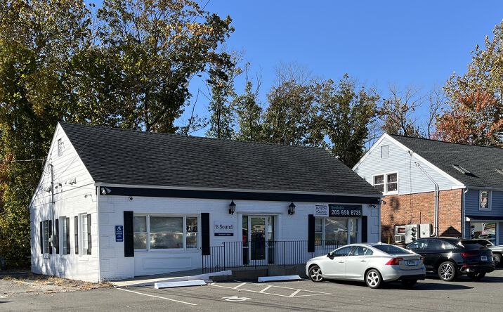 Pictures of Retail, Office property located at 3 Danbury Rd, Wilton, CT 06897 for lease - image #1
