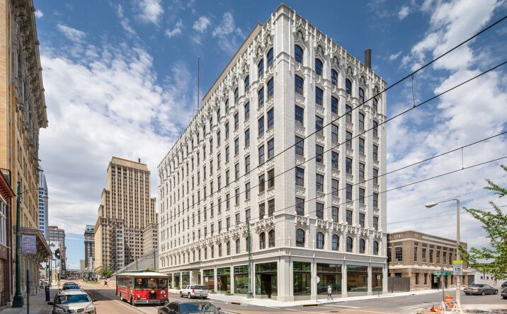 Pictures of Retail property located at 240 Madison Ave, Memphis, TN 38103 for sales - image #1