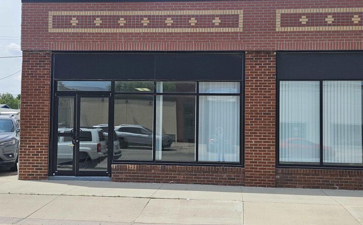 Pictures of Office property located at 416 W 7th St, Sioux City, IA 51103 for lease - image #1