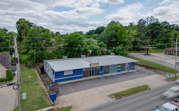 Pictures of Retail, Office property located at 4612 Grand Ave, Fort Smith, AR 72904 for lease - image #1