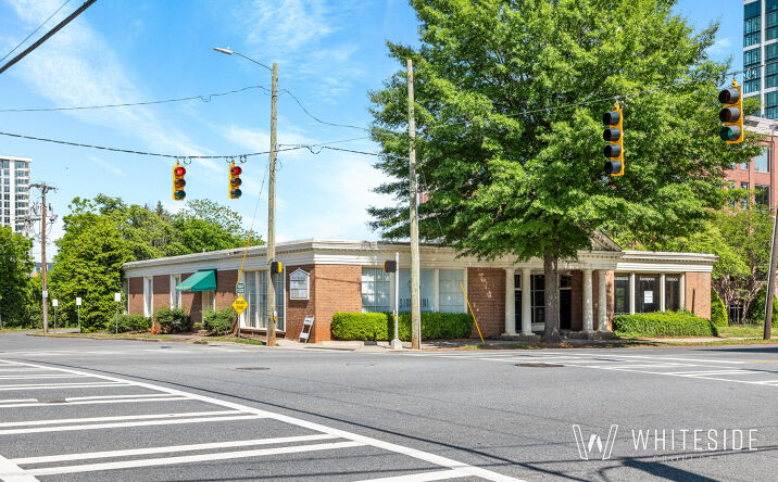 Pictures of Retail, Office property located at 501 E Morehead St, Charlotte, NC 28202 for lease - image #1