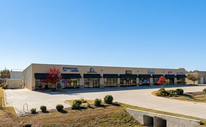 Pictures of Retail property located at 5850 Kroger Dr, Fort Worth, TX 76244 for lease - image #1