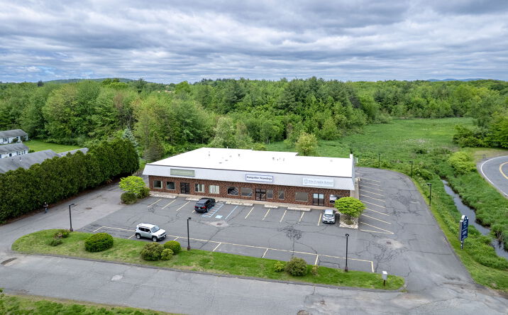Pictures of Office property located at 31 Campus Plaza Rd, Hadley, MA 01035 for lease - image #1