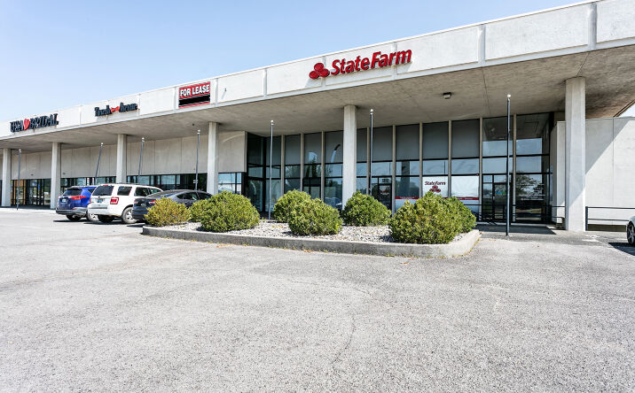 Pictures of Retail, Office, Special Purpose property located at 1201 N Dixie Hwy, Elizabethtown, KY 42701 for lease - image #1