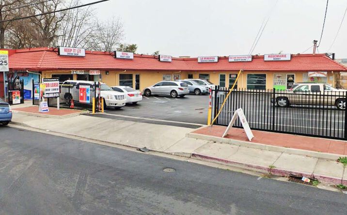 Pictures of Retail property located at 1415 Rose Marie Ln, Stockton, CA 95207 for lease - image #1