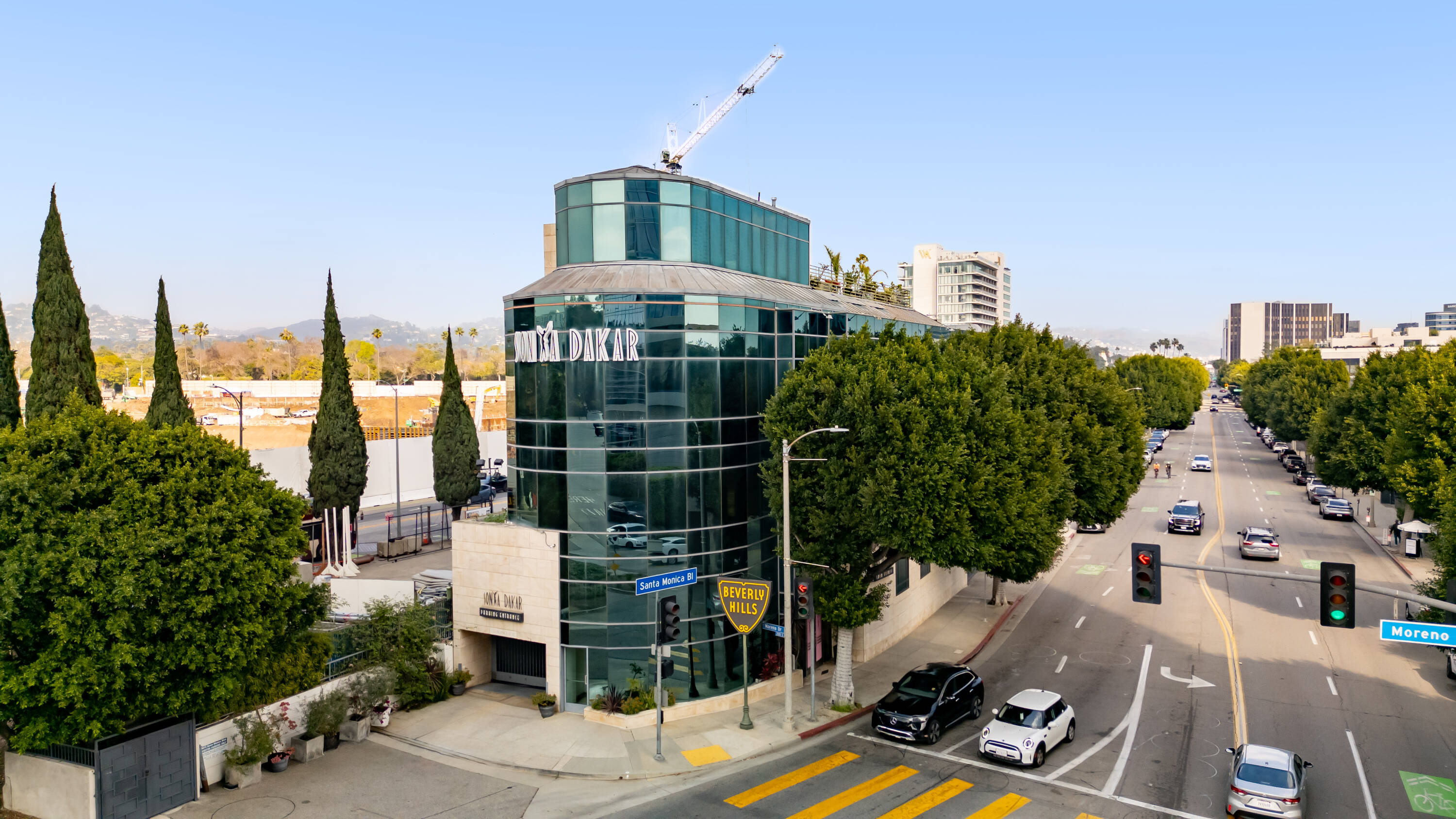 3523816