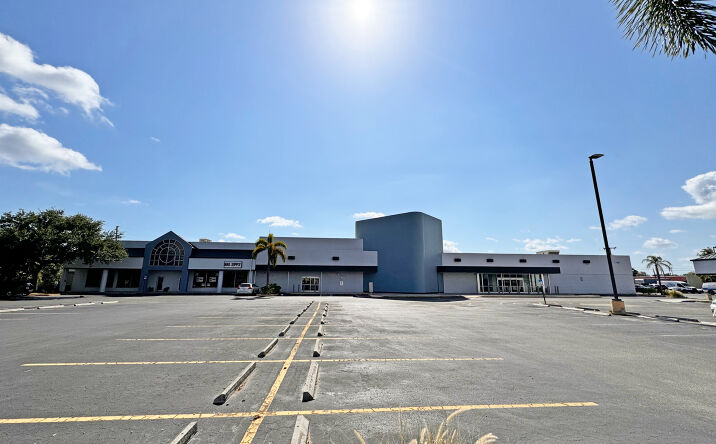 Pictures of Retail property located at 4300 S Cleveland Ave, Fort Myers, FL 33907 for lease - image #1