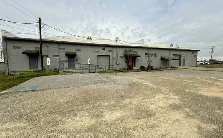 Pictures of Industrial property located at 385-B Winslow St, Fayetteville, NC 28301 for lease - image #1