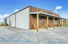 10611643