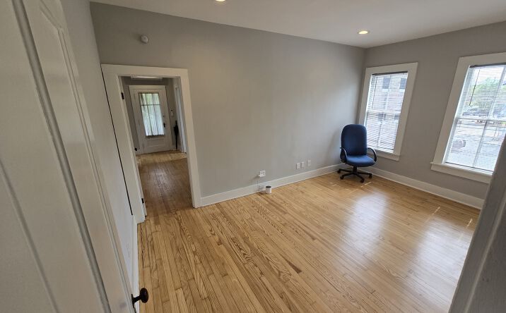 Pictures of Office property located at 607 Monroe St, Stroudsburg, PA 18360 for lease - image #1