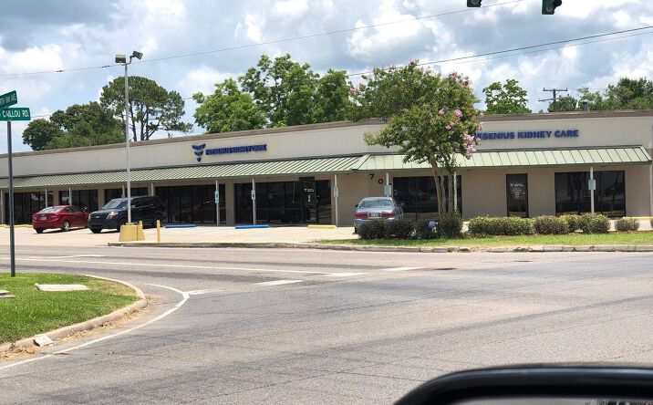 Pictures of Retail, Office property located at 707 Grand Caillou Rd, Houma, LA 70363 for lease - image #1