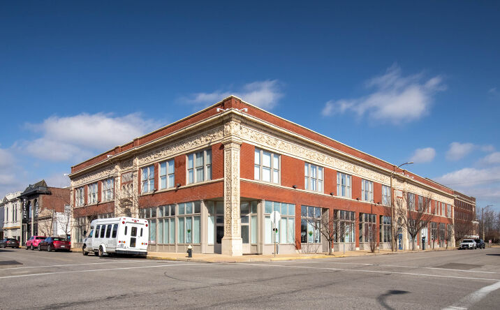 Pictures of Office property located at 507 N Taylor Ave, St. Louis, MO 63108 for lease - image #1