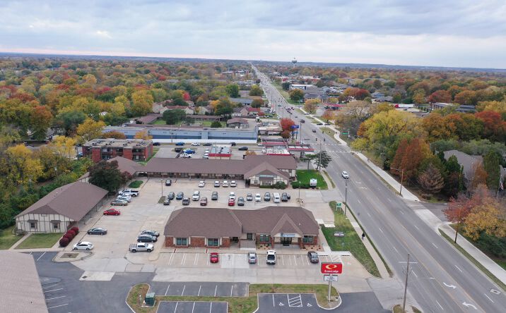 Pictures of Office property located at 2619 W 6th St, Lawrence, KS 66049 for lease - image #1