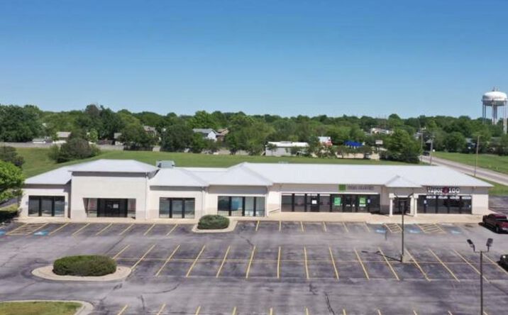Pictures of Retail property located at 1900 Johnson Dr, Derby, KS 67037 for lease - image #1