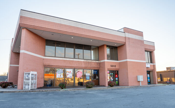 Pictures of Special Purpose, Retail, Restaurant property located at 5312 Ringgold Rd, East Ridge, TN 37412 for lease - image #1