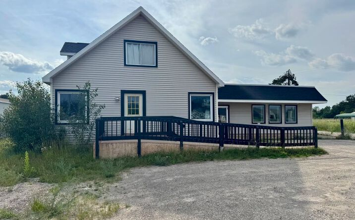Pictures of Retail, Office property located at 1504 S Otsego Ave, Gaylord, MI 49735 for lease - image #1