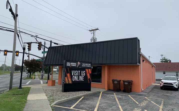 Pictures of Office property located at 1012 Bellefontaine Ave, Lima, OH 45804 for lease - image #1