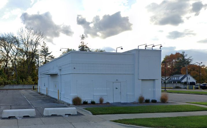 Pictures of Retail property located at 22345 Grand River Ave, Detroit, MI 48219 for lease - image #1