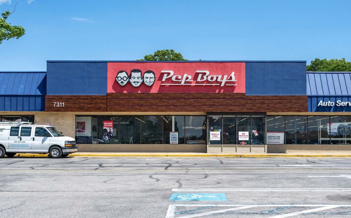 Pictures of Retail property located at 7311 Ritchie Hwy, Glen Burnie, MD 21061 for lease - image #1