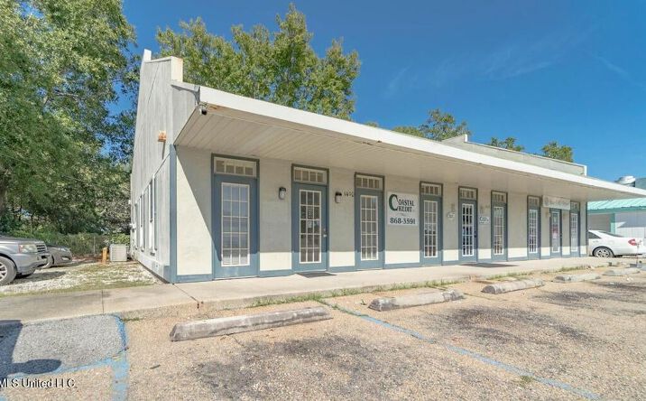 Pictures of Retail, Office property located at 1420 Pass Rd, Gulfport, MS 39501 for lease - image #1