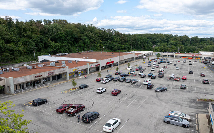 Pictures of Retail property located at 212-274 Yost Blvd, Pittsburgh, PA 15221 for lease - image #1