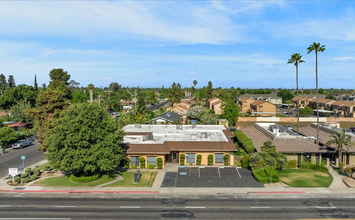 Pictures of Office property located at 531 N Alta Ave, Dinuba, CA 93618 for lease - image #1