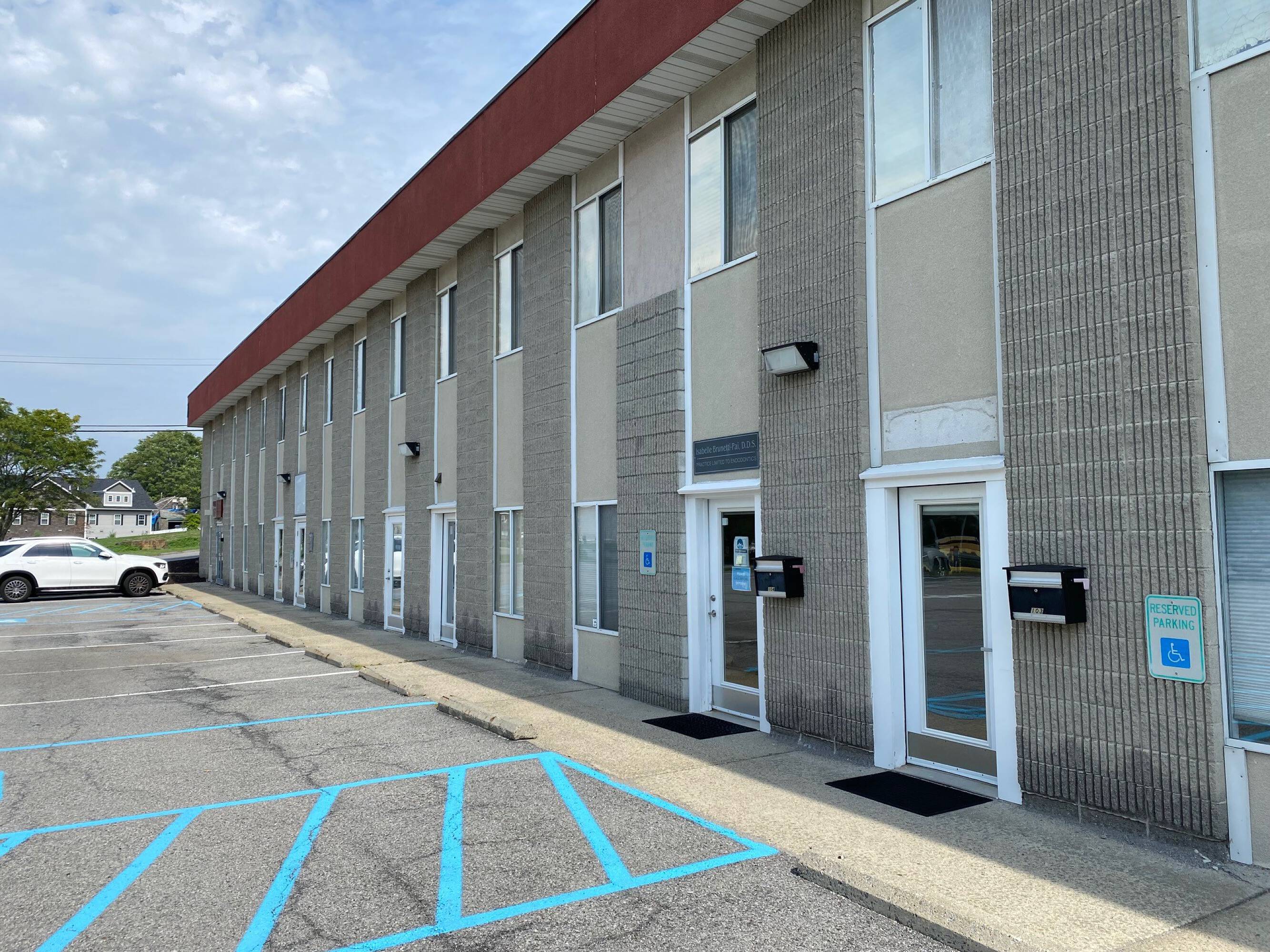 1323 US9, Wappingers Falls, NY 12590