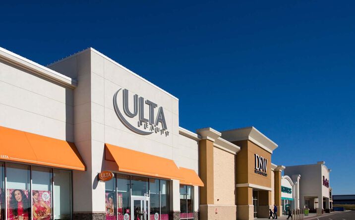 Pictures of Retail, Restaurant property located at 2716 N Greenwich Ct, Wichita, KS 67206 for lease - image #1
