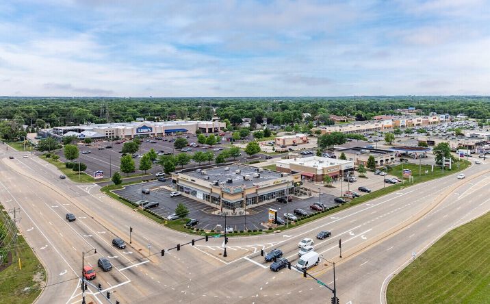 Pictures of Retail property located at 1419 West Lane Rd, Machesney Park, IL 61115 for lease - image #1