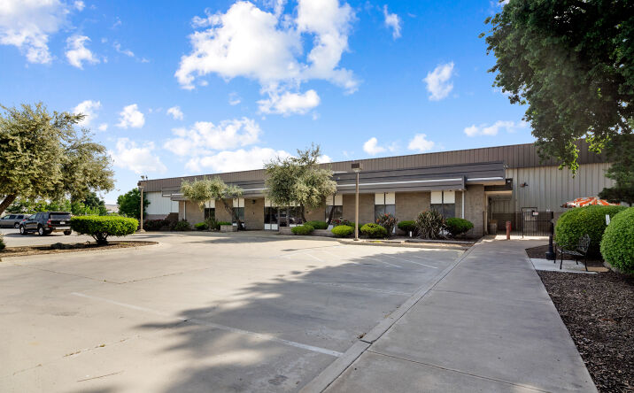 Pictures of Industrial property located at 600 S E St, Porterville, CA 93257 for lease - image #1