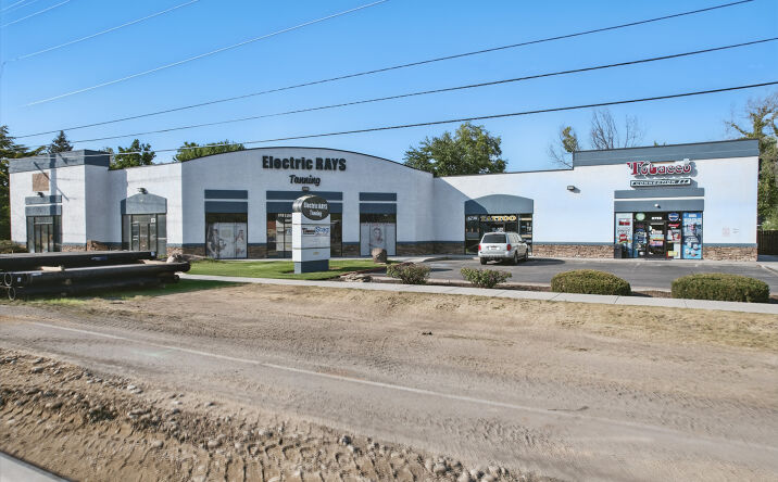 Pictures of Retail property located at 6728 West State Street, Garden City, ID 83714 for lease - image #1